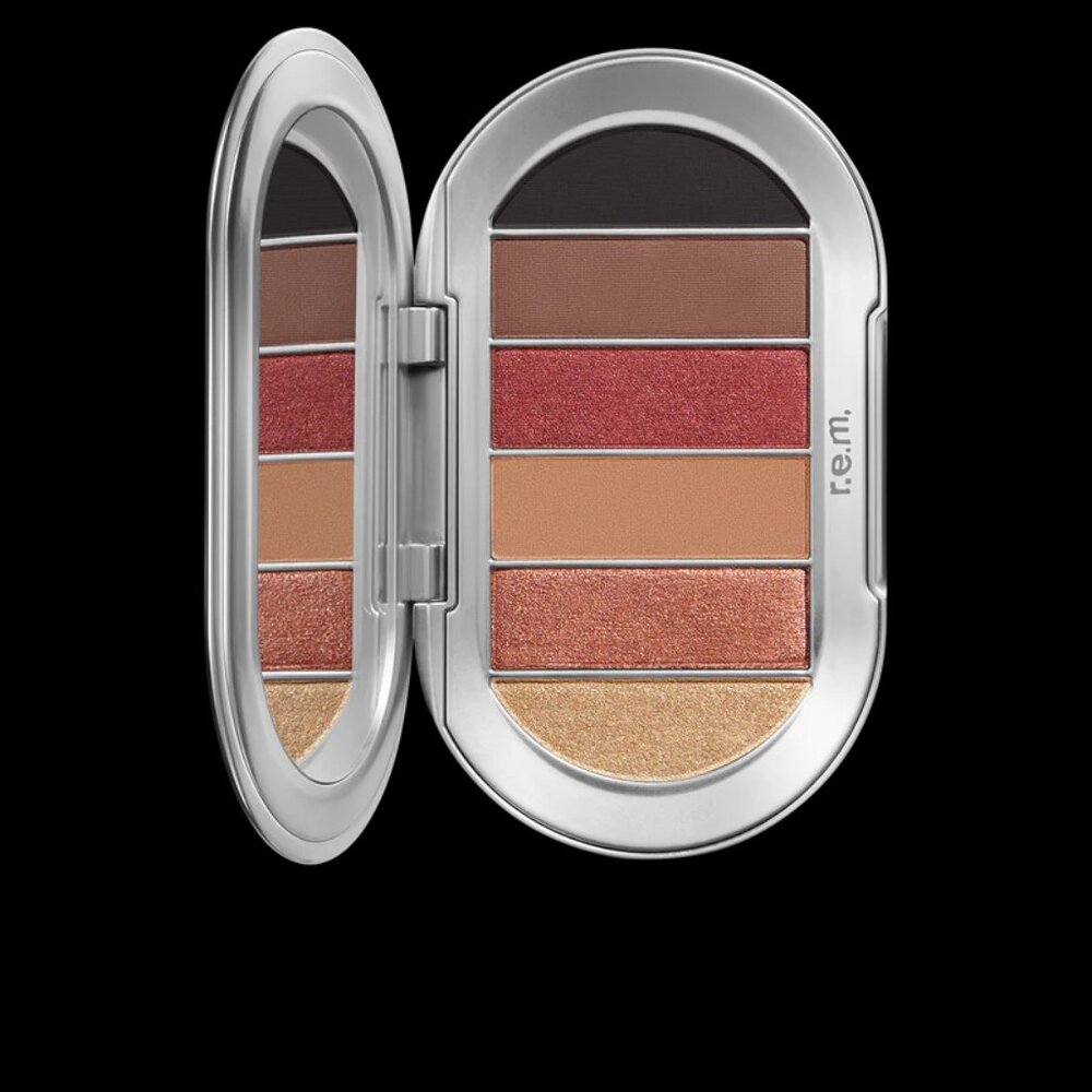 r.e.m. beauty Midnight Shadows Eyeshadow Palette in Principessa